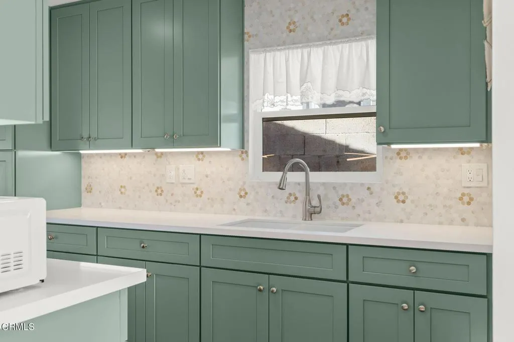 3971 Flower Street, Ventura, California 93003 home-pic-4